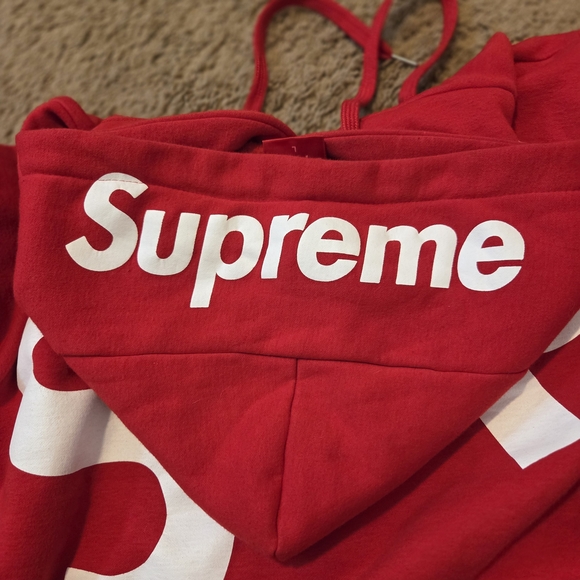 Supreme Hoodie - Picture 9 of 10